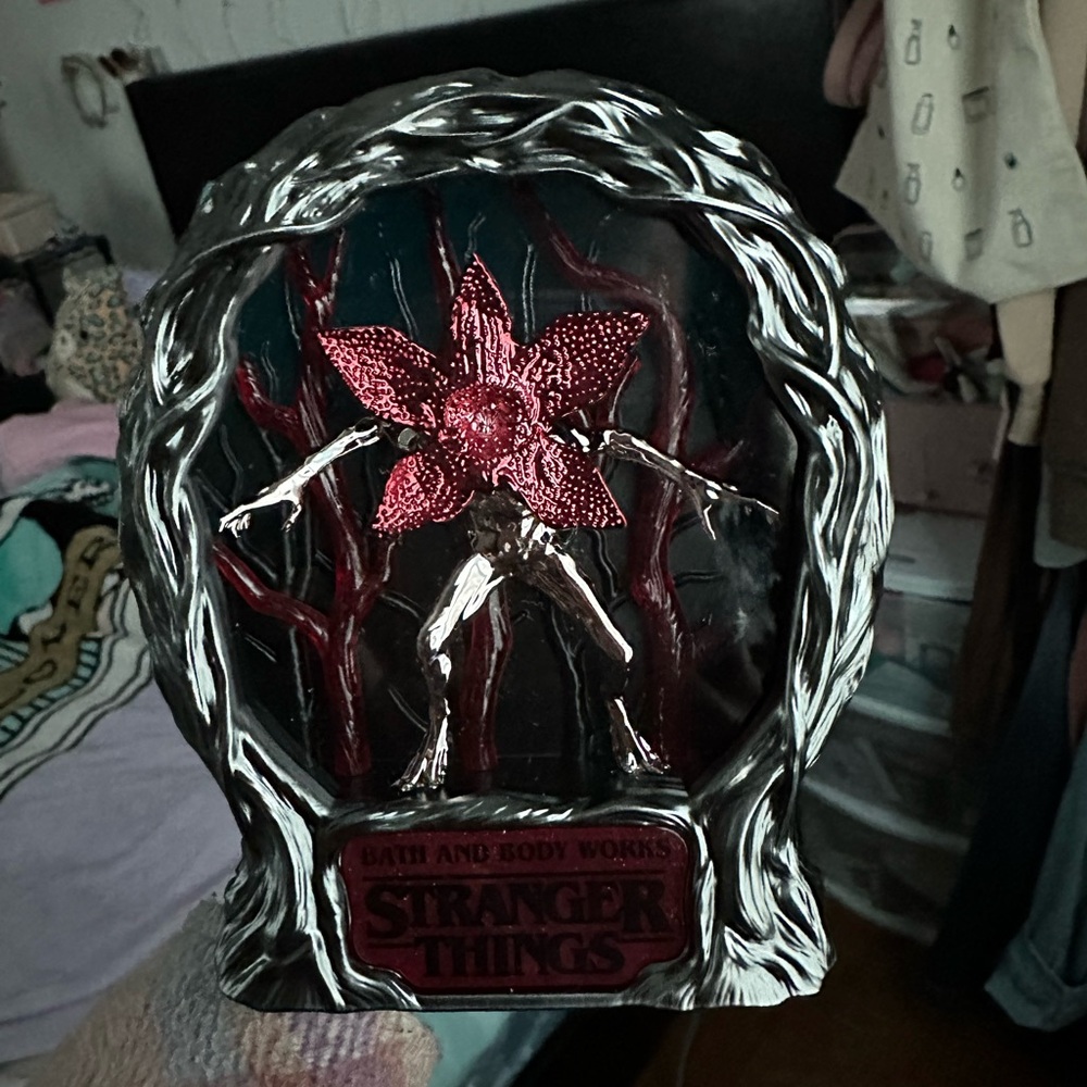 Stranger Things Bath and Body Works Wallflower Plug